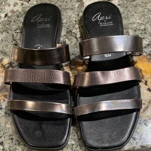 Apri  italian Women's Black Sandals